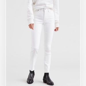 Levi White Skinny Jeans